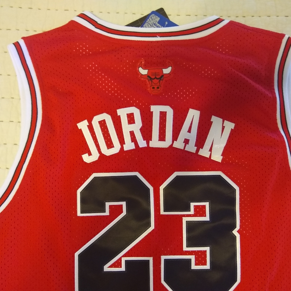 Jordan Jersey size XL NWT Chicago Bulls - Picture 3 of 7